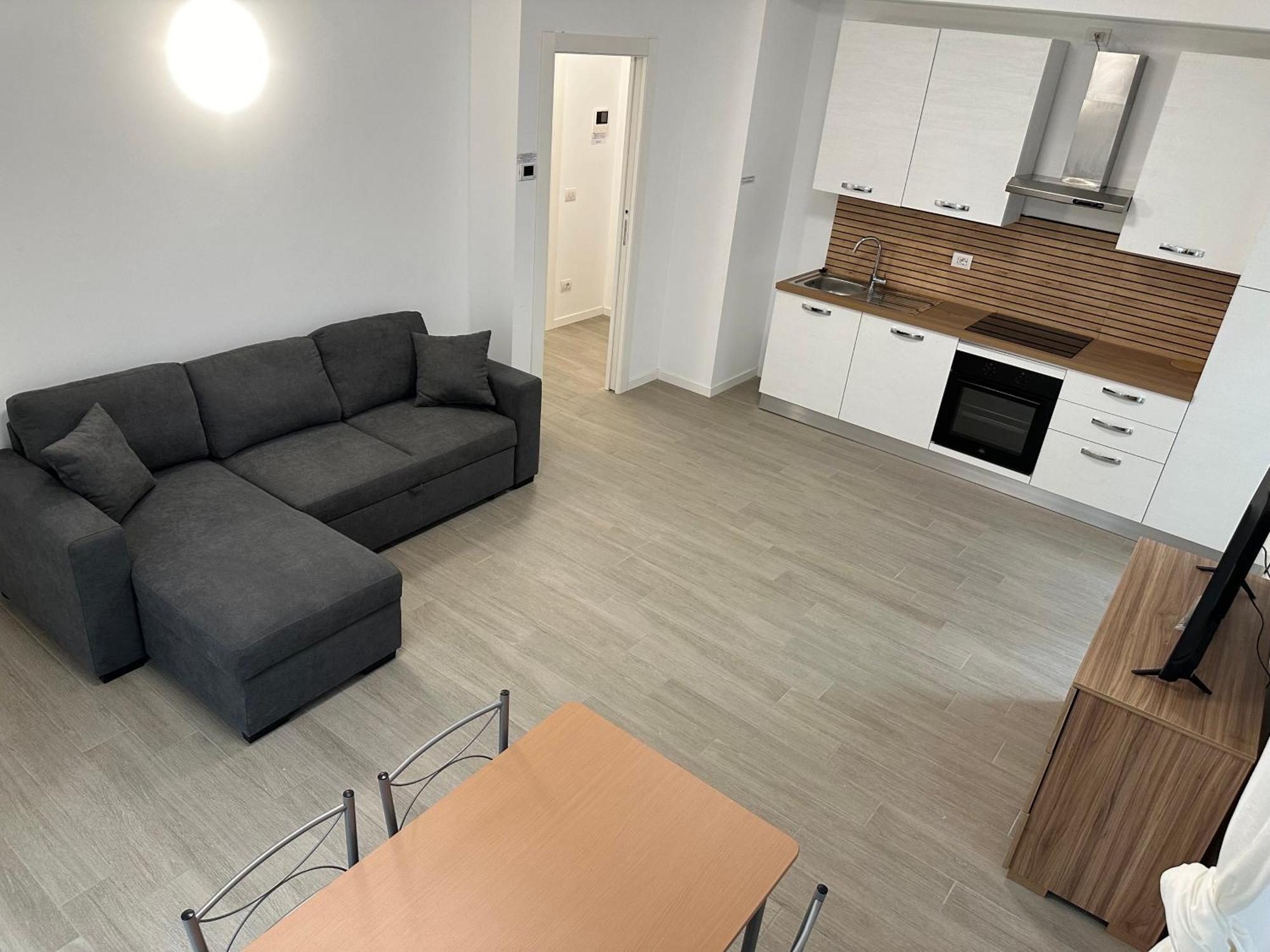 Casa Ideale Tim Appartmanti Moderni Vicina Al Centro Лекко Экстерьер фото