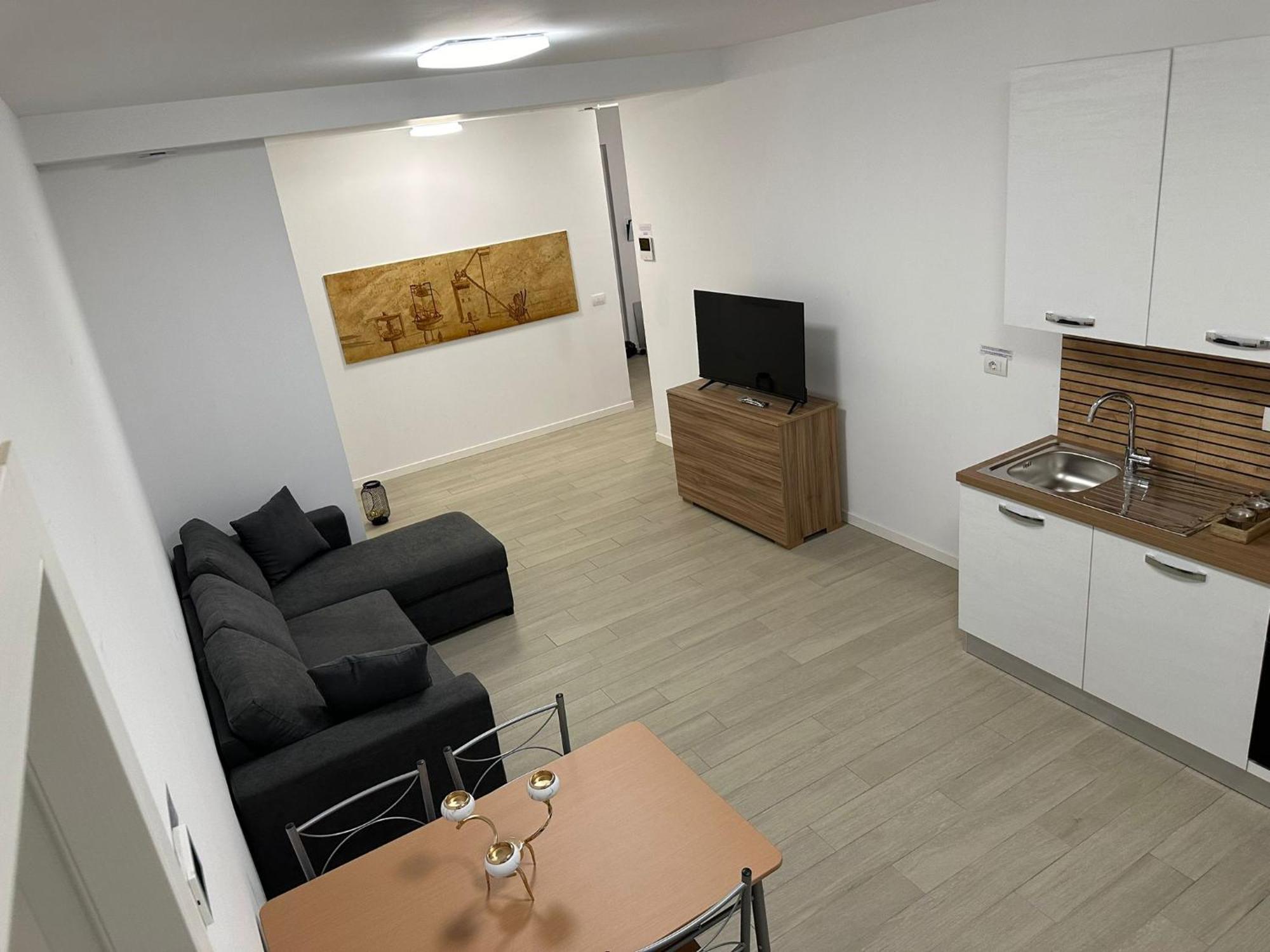 Casa Ideale Tim Appartmanti Moderni Vicina Al Centro Лекко Экстерьер фото