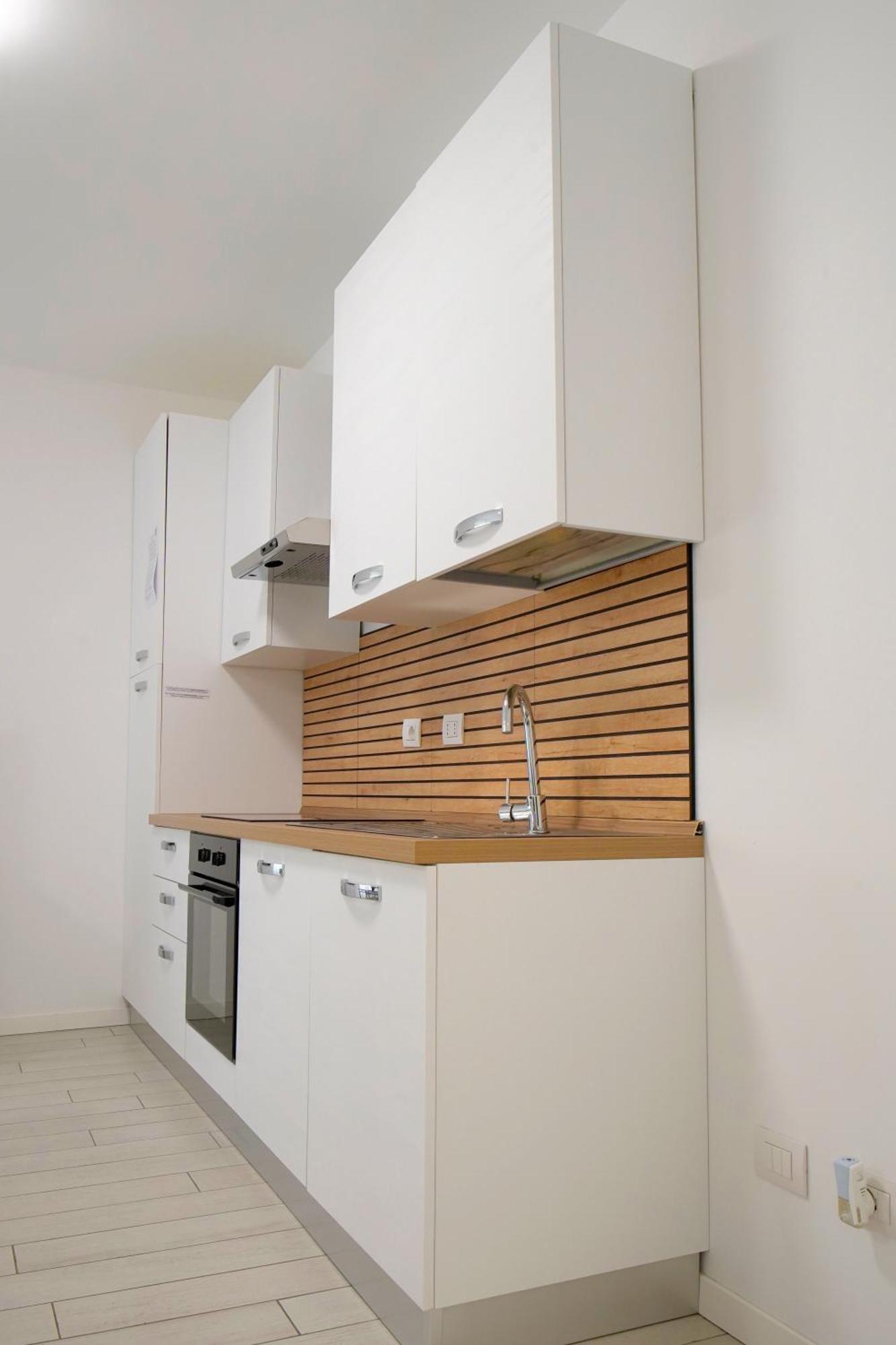 Casa Ideale Tim Appartmanti Moderni Vicina Al Centro Лекко Экстерьер фото