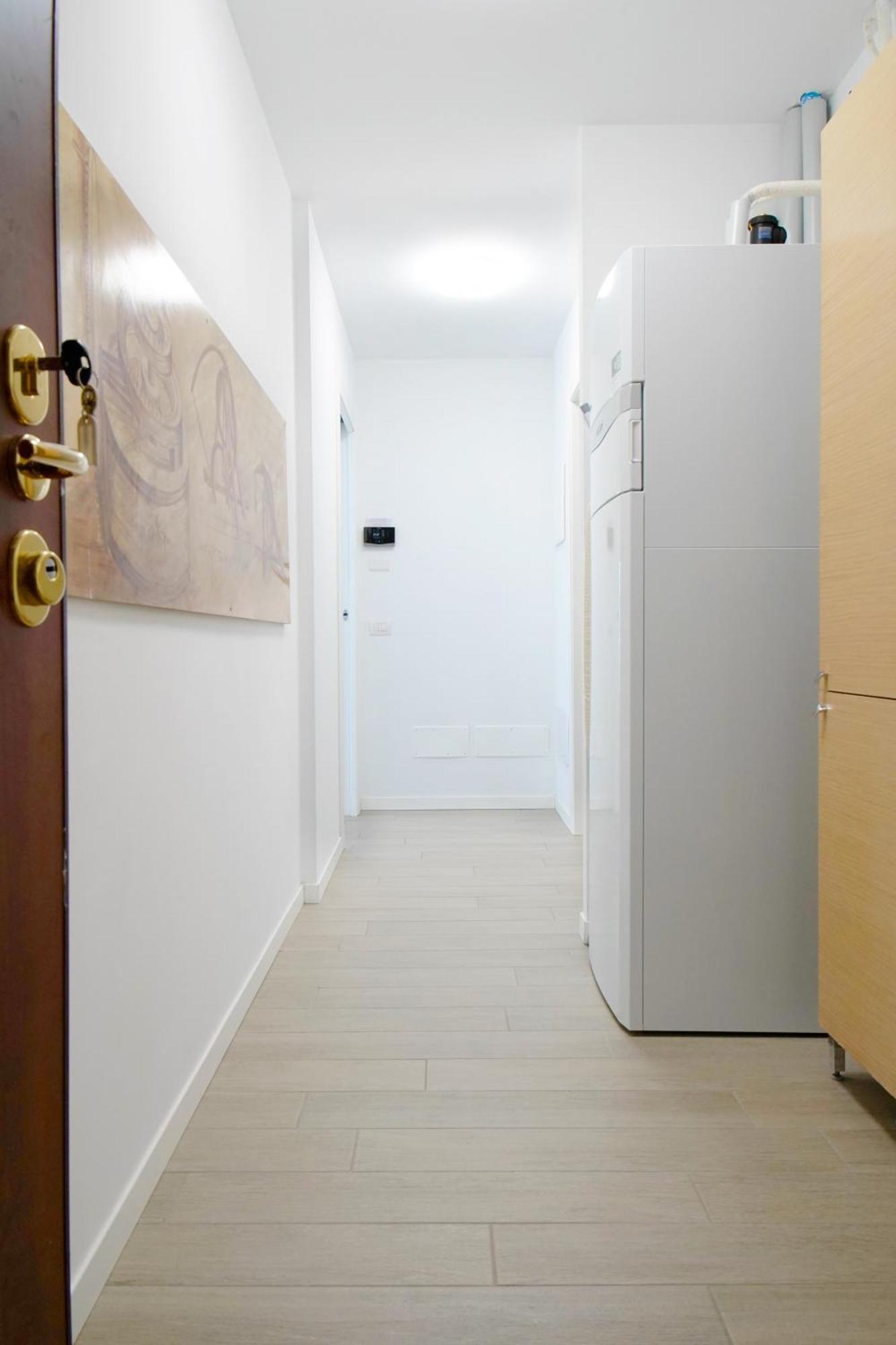 Casa Ideale Tim Appartmanti Moderni Vicina Al Centro Лекко Экстерьер фото