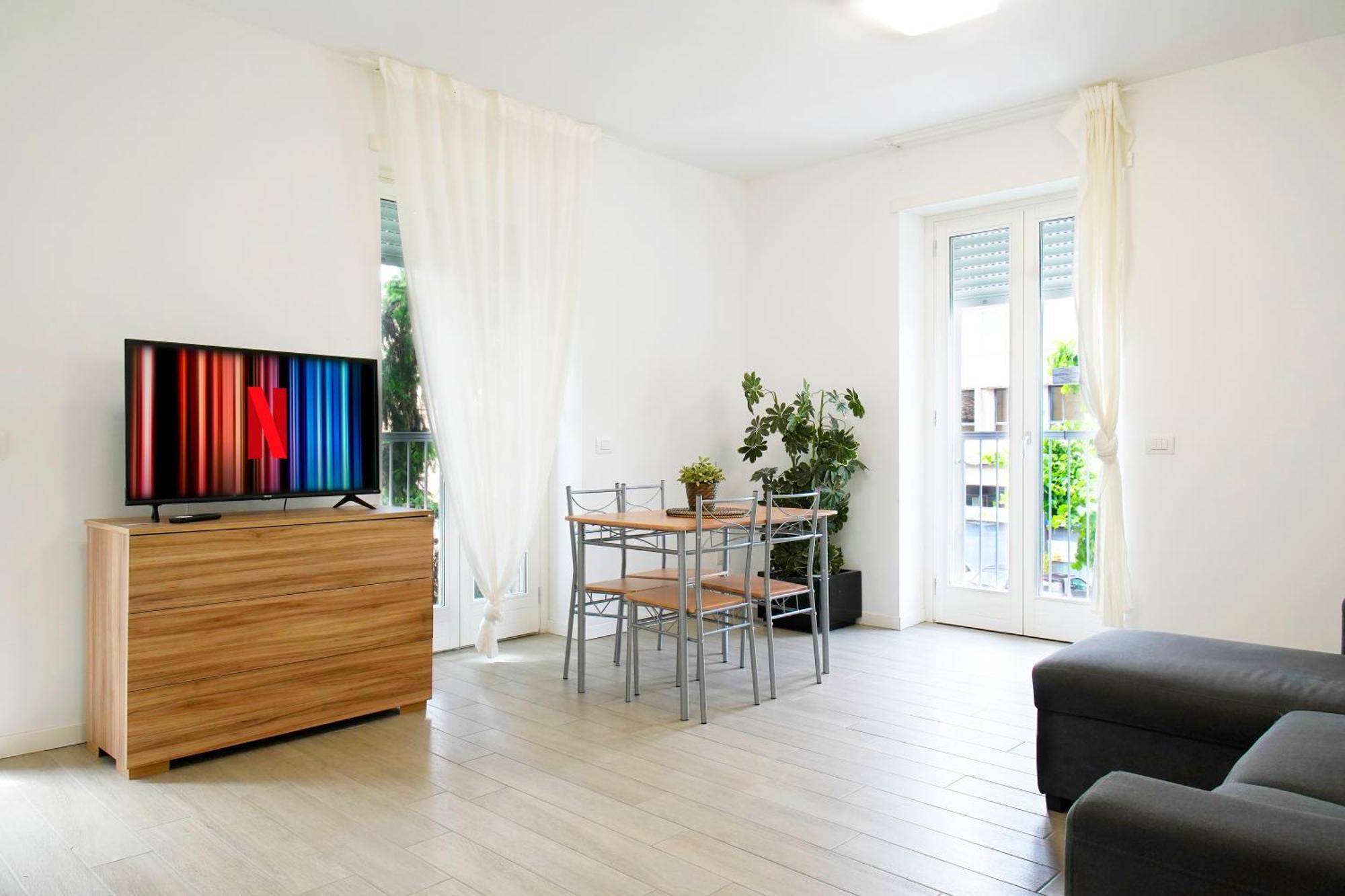 Casa Ideale Tim Appartmanti Moderni Vicina Al Centro Лекко Экстерьер фото