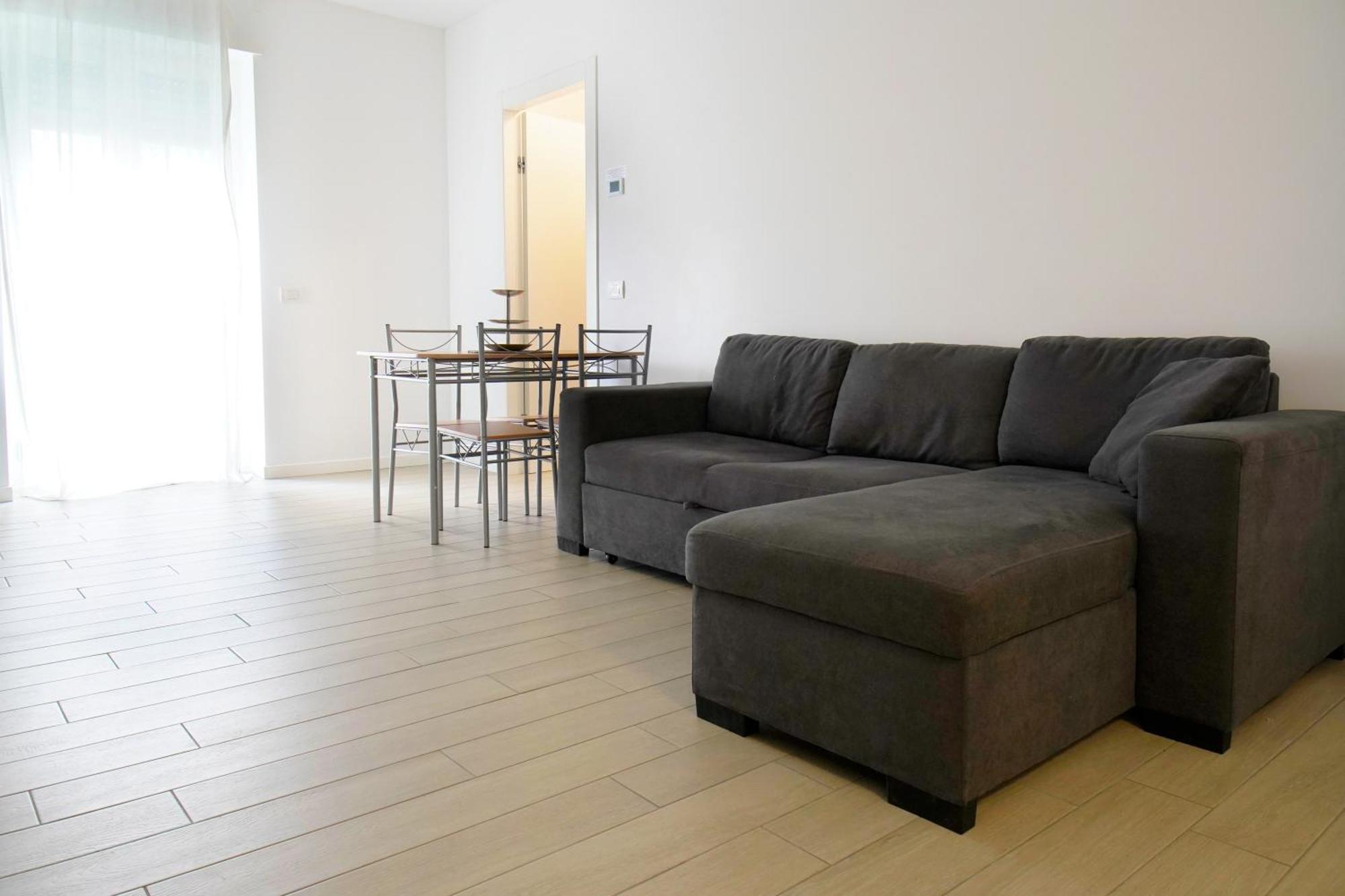 Casa Ideale Tim Appartmanti Moderni Vicina Al Centro Лекко Экстерьер фото